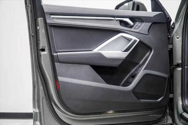 2023 Audi Q3 Premium 45 TFSI S line quattro Tiptronic