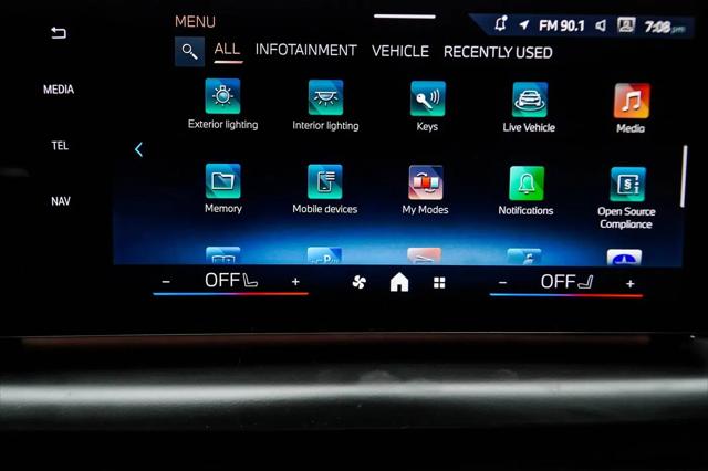 2025 BMW Coupe xDrive