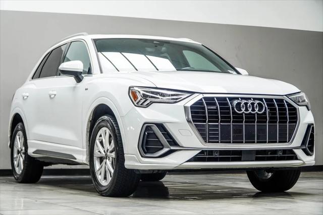 2025 Audi Q3 Premium 45 TFSI S line quattro Tiptronic