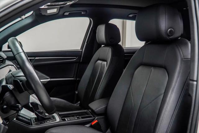 2025 Audi Q3 Premium 45 TFSI S line quattro Tiptronic