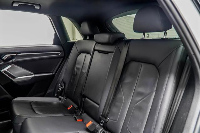 2025 Audi Q3 Premium 45 TFSI S line quattro Tiptronic