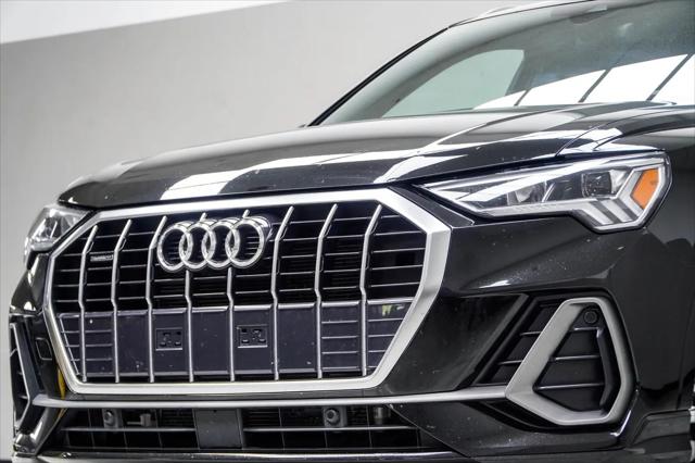 2025 Audi Q3 Premium 45 TFSI S line quattro Tiptronic