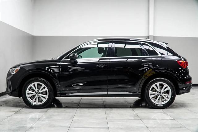 2025 Audi Q3 Premium 45 TFSI S line quattro Tiptronic