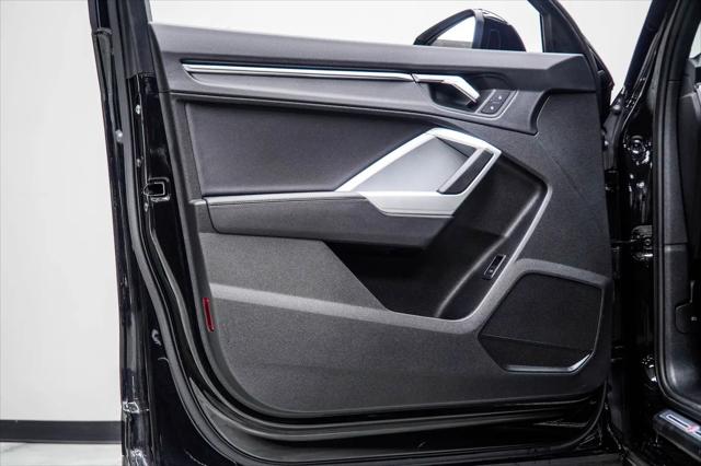 2025 Audi Q3 Premium 45 TFSI S line quattro Tiptronic