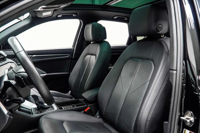 2025 Audi Q3 Premium 45 TFSI S line quattro Tiptronic