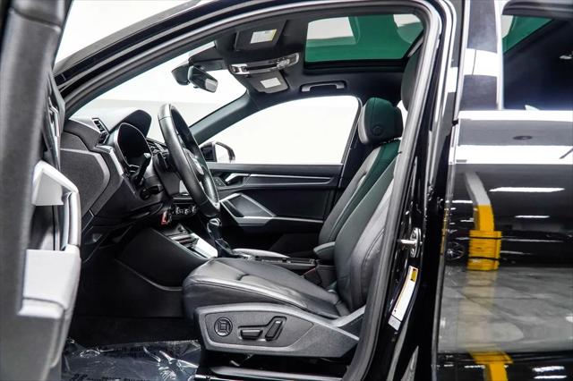 2025 Audi Q3 Premium 45 TFSI S line quattro Tiptronic