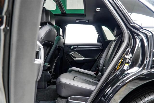 2025 Audi Q3 Premium 45 TFSI S line quattro Tiptronic