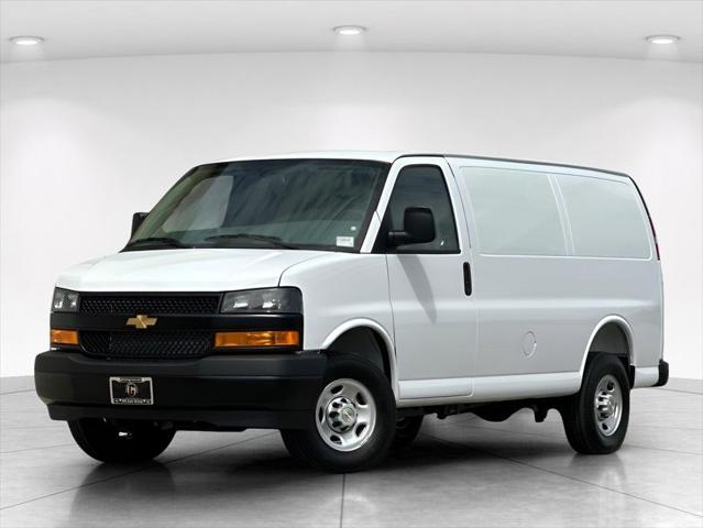2026 Chevrolet Express Cargo Van 3500 Regular Wheelbase, WT, RWD