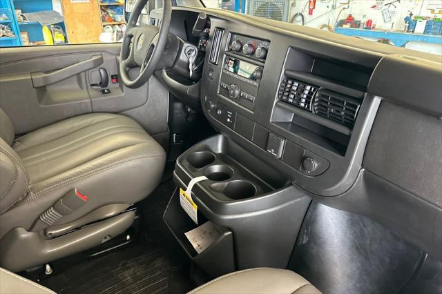 2026 Chevrolet Express Cargo Van 3500 Regular Wheelbase, WT, RWD