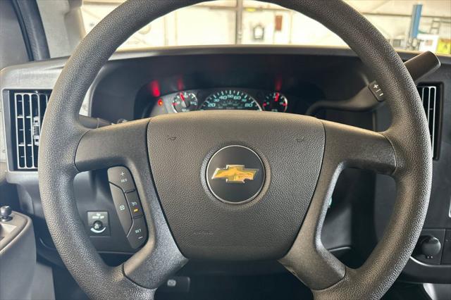 2026 Chevrolet Express Cargo Van 3500 Regular Wheelbase, WT, RWD