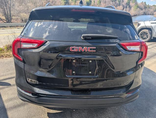 2024 GMC Terrain AWD SLT