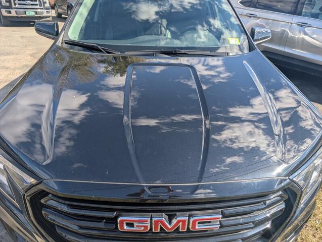 2024 GMC Terrain AWD SLT