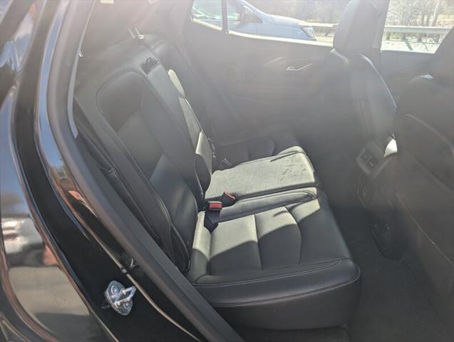 2024 GMC Terrain AWD SLT