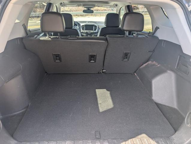 2024 GMC Terrain AWD SLT