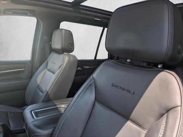 2023 GMC Yukon 4WD Denali