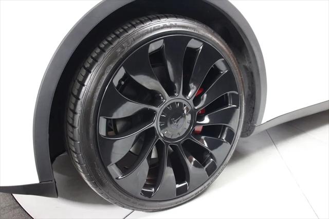 2022 Tesla Model Y Performance Dual Motor All-Wheel Drive