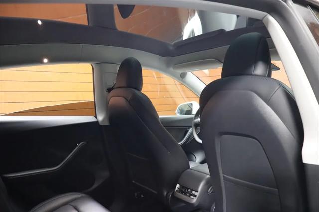 2022 Tesla Model Y Performance Dual Motor All-Wheel Drive