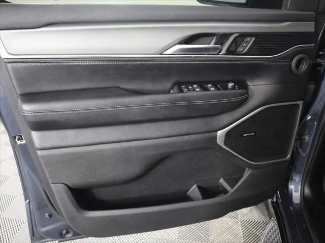 2023 Jeep Wagoneer Series II Carbide 4x2