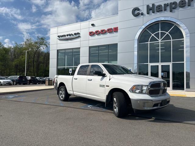2017 RAM 1500 Big Horn Crew Cab 4x4 64 Box