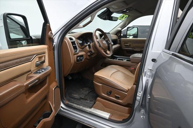 2023 Ram 3500 Limited Longhorn Crew Cab 4x4 8' Box