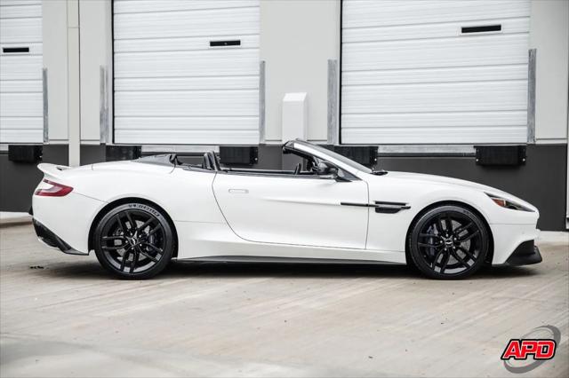 2016 Aston Martin Vanquish Carbon