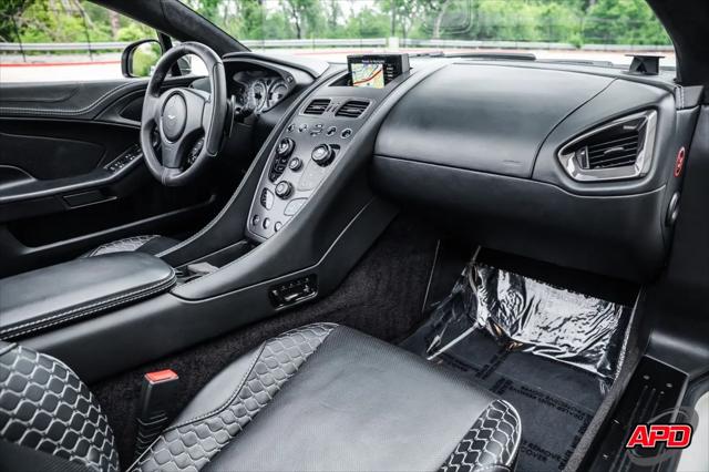 2016 Aston Martin Vanquish Carbon