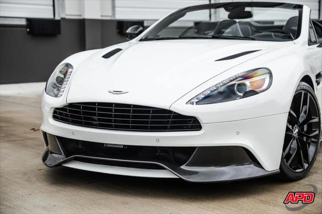 2016 Aston Martin Vanquish Carbon