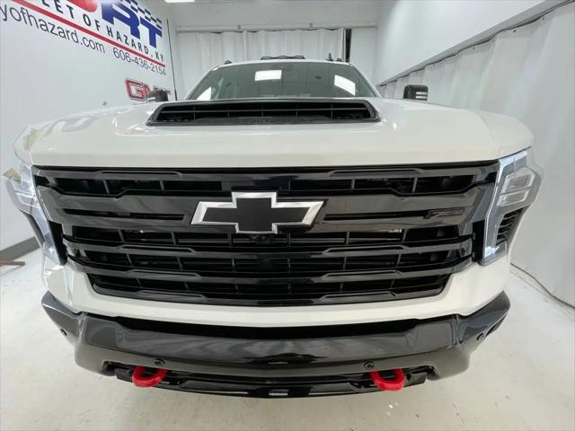 2026 Chevrolet Silverado 2500HD Crew Cab, Standard Bed, LT, 4WD