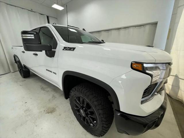 2026 Chevrolet Silverado 2500HD Crew Cab, Standard Bed, LT, 4WD