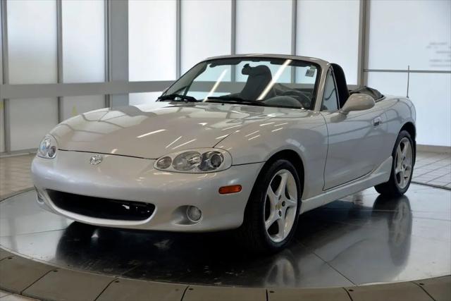 2003 Mazda MX-5 Cloth