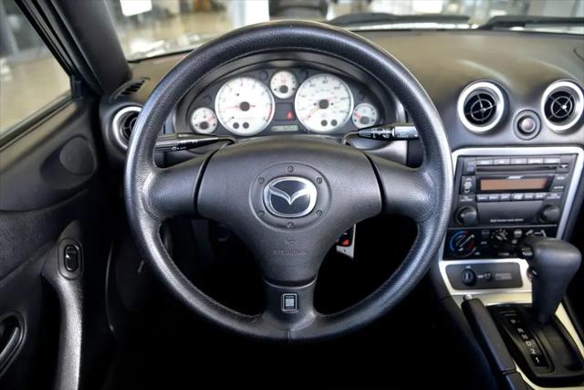 2003 Mazda MX-5 Cloth
