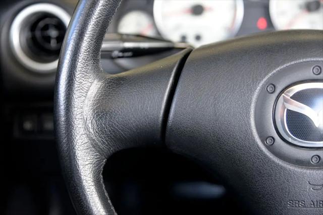 2003 Mazda MX-5 Cloth