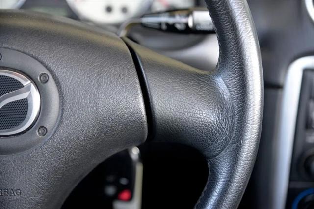 2003 Mazda MX-5 Cloth