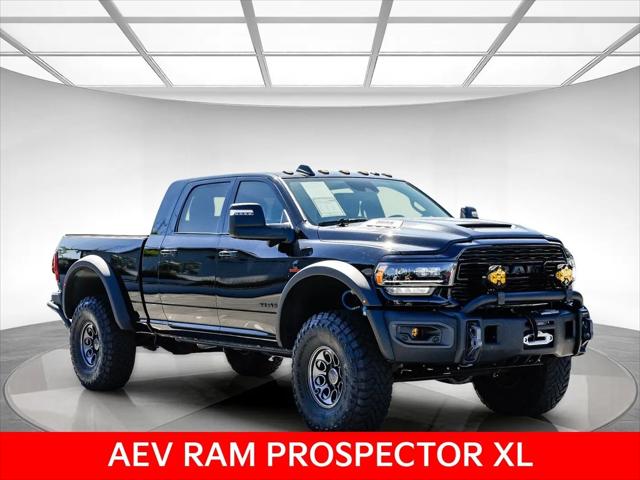 2023 Ram 3500 Limited Mega Cab 4x4 6'4" Box