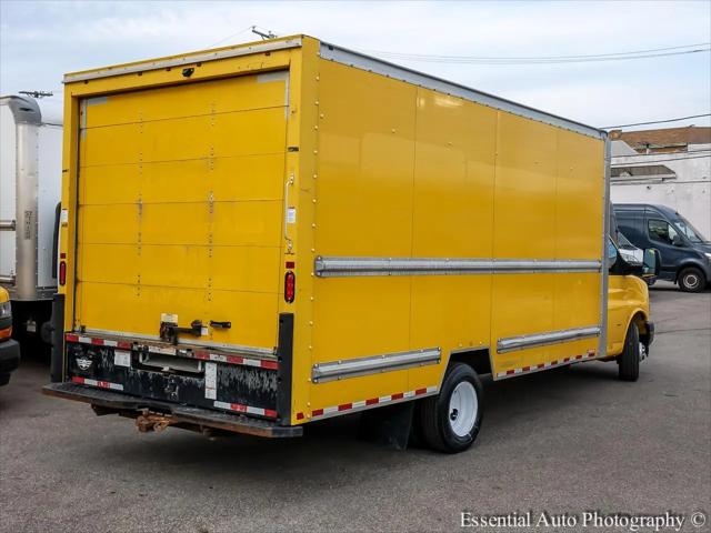 2019 GMC Savana Cutaway Work Van