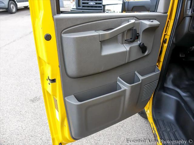 2019 GMC Savana Cutaway Work Van