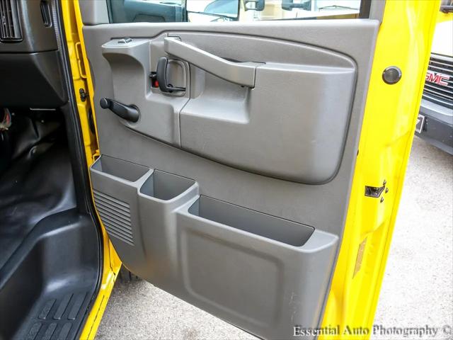 2019 GMC Savana Cutaway Work Van
