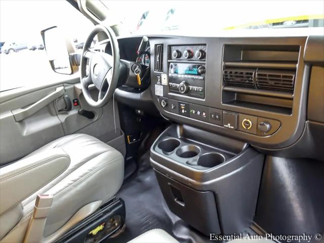 2019 GMC Savana Cutaway Work Van