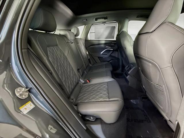 2026 Audi SQ5 Premium Plus TFSI quattro S tronic