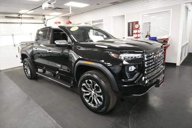 2023 GMC Canyon 4WD Crew Cab Short Box Denali