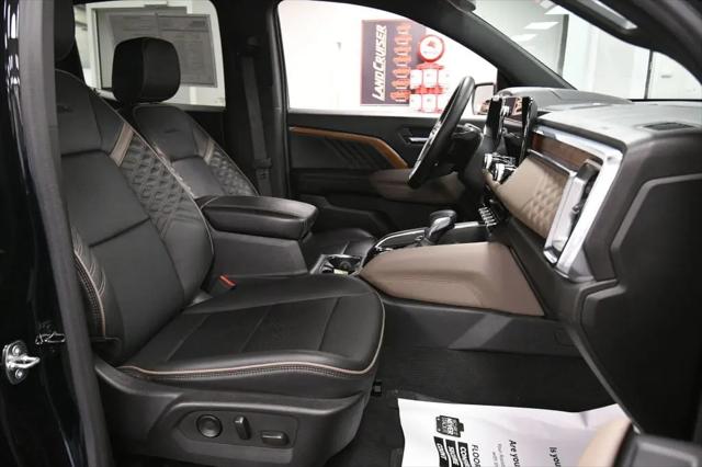 2023 GMC Canyon 4WD Crew Cab Short Box Denali