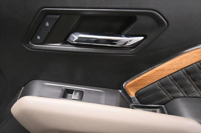 2023 GMC Canyon 4WD Crew Cab Short Box Denali