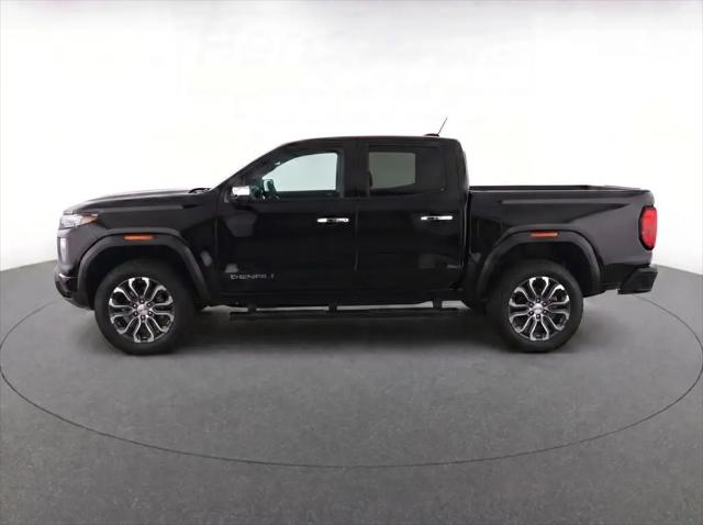 2023 GMC Canyon 4WD Crew Cab Short Box Denali