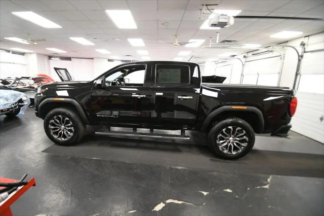 2023 GMC Canyon 4WD Crew Cab Short Box Denali