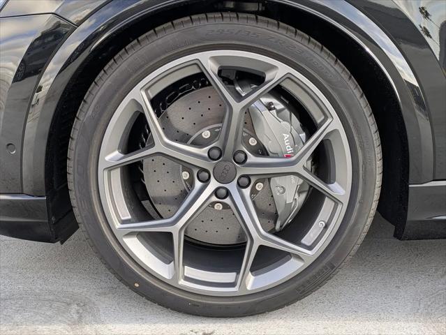 2026 Audi RS Q8 performance quattro tiptronic