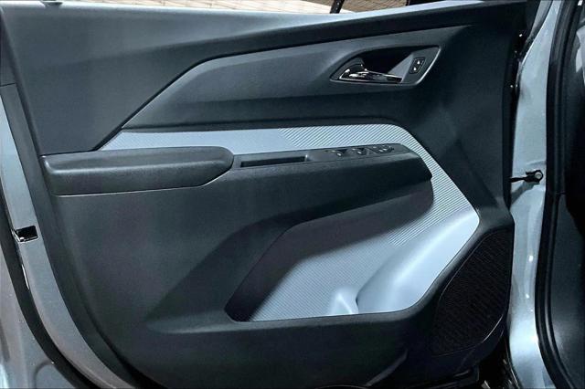 2027 Chevrolet Bolt LT FWD