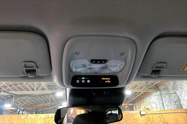 2027 Chevrolet Bolt LT FWD