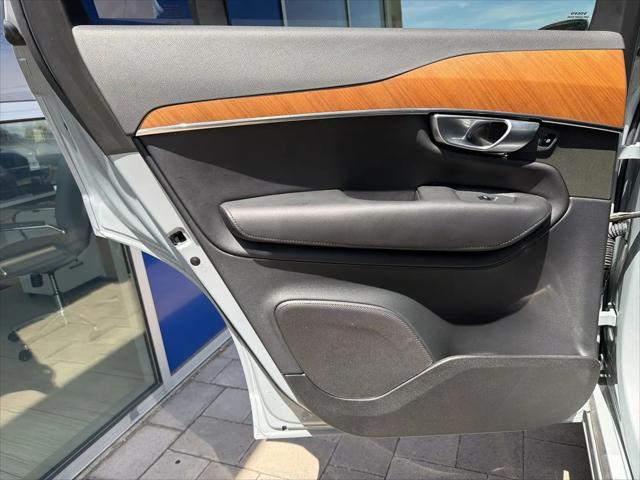 2024 Volvo XC90 B6 Plus Bright Theme 7-Seater