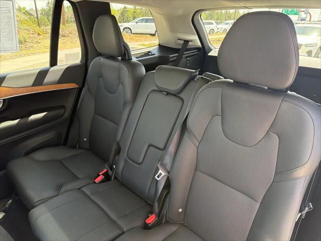 2024 Volvo XC90 B6 Plus Bright Theme 7-Seater