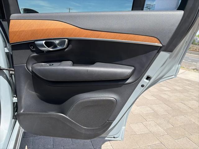 2024 Volvo XC90 B6 Plus Bright Theme 7-Seater